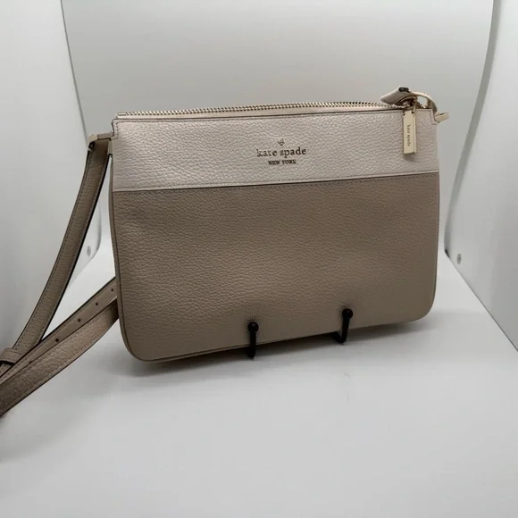 Kate Spade New York Leila Colorblock Triple Gusset Crossbody - Picture 1 of 14